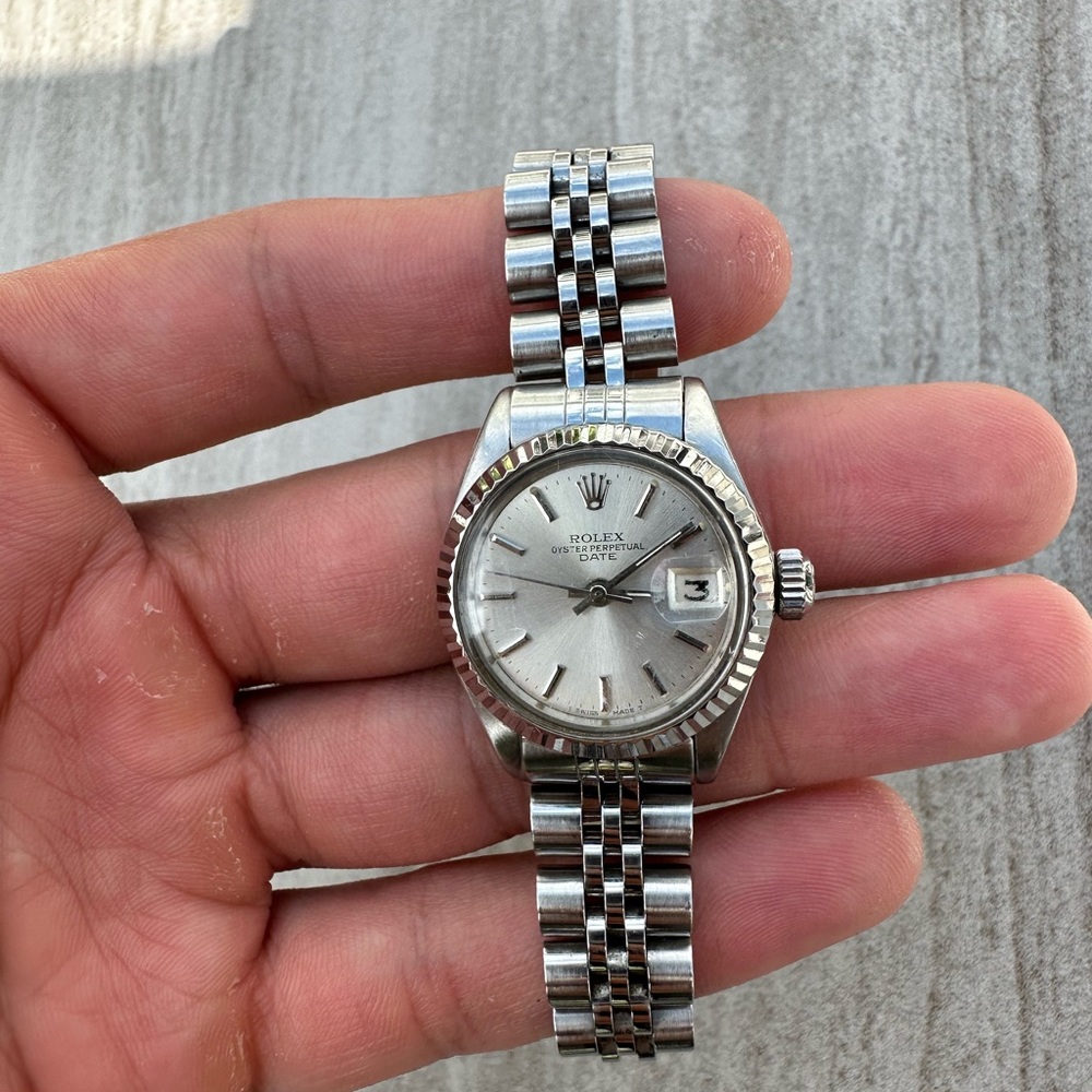SOLD***Women’s Rolex Datejust Oyster***SOLD - Picture 1 of 9